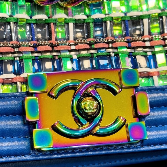 Chanel Old Small Boy Flap Bag Blue Rainbow Woven PVC with Lambskin Multicolor Gr - Picture 3 of 16